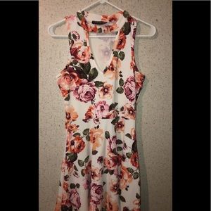 ✨Vivid floral skater dress✨